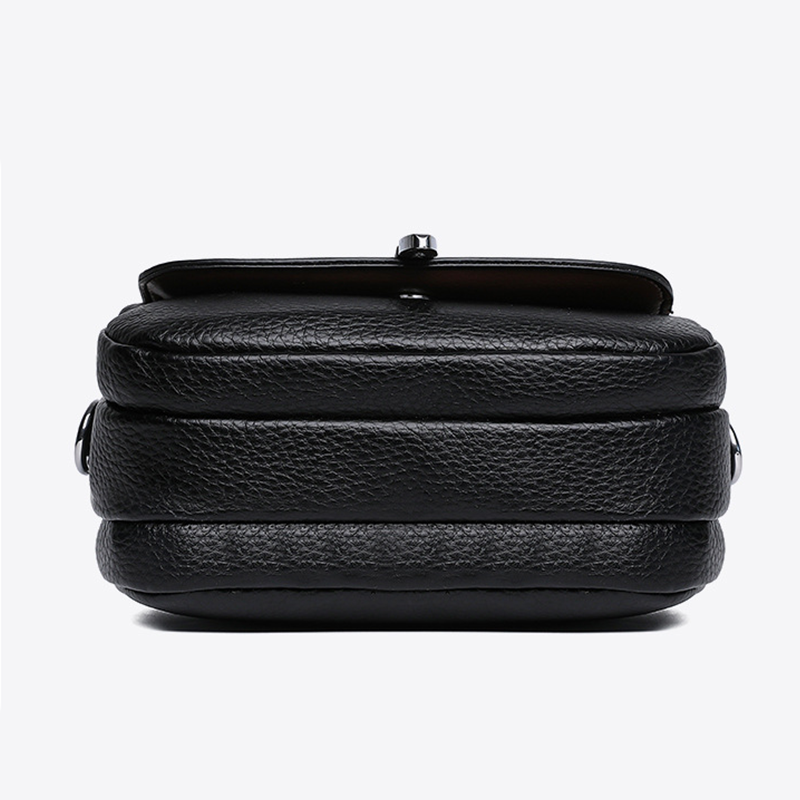 👜Dámska ľahká taška cez rameno v jednofarebnom dizajne