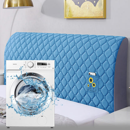 Pružný polstrovaný poťah na čelo postele